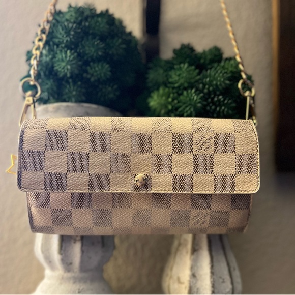 Louis Vuitton Handbags - LOUIS VUITTON Damier Azur
Portefeuille Sarah Wallet 
converted Crossbody